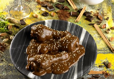 Cava Paraje y receta pollo mole poblano