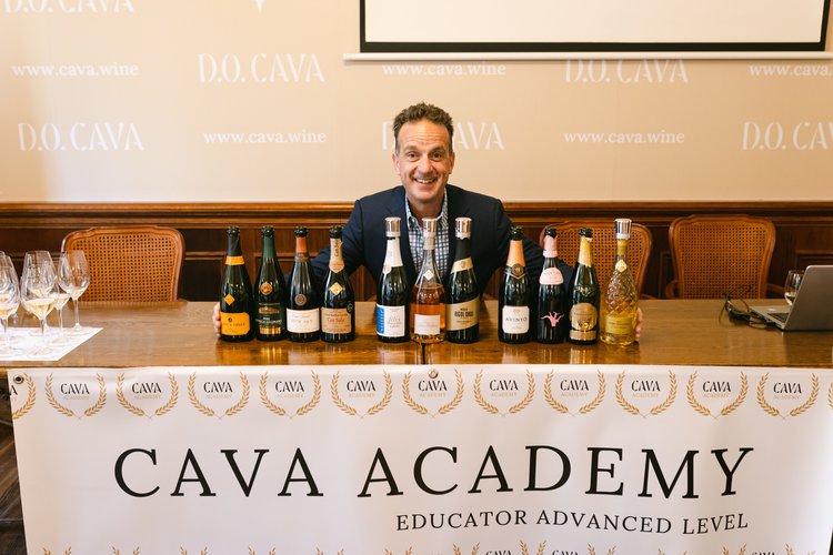 D.O. CAVA ACADEMY-7 baja.jpg