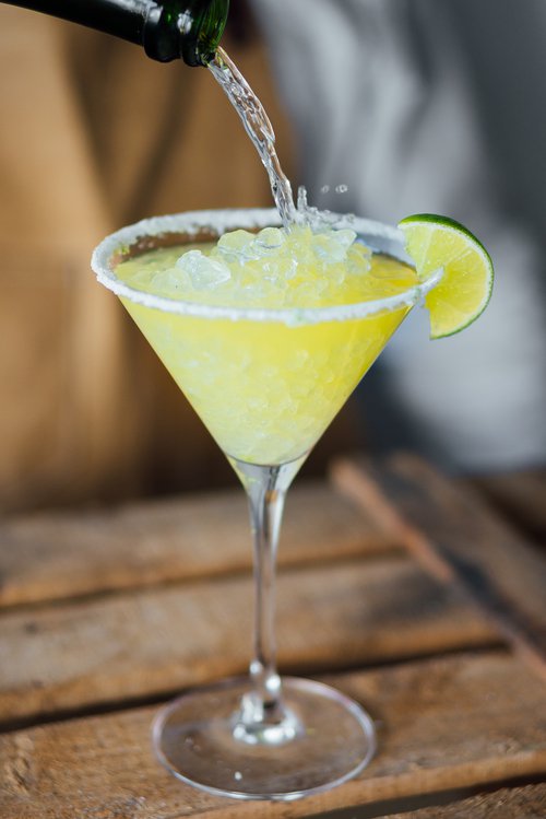 MIMOSA_MARGARITA_CAVA_COCKTAIL.jpg