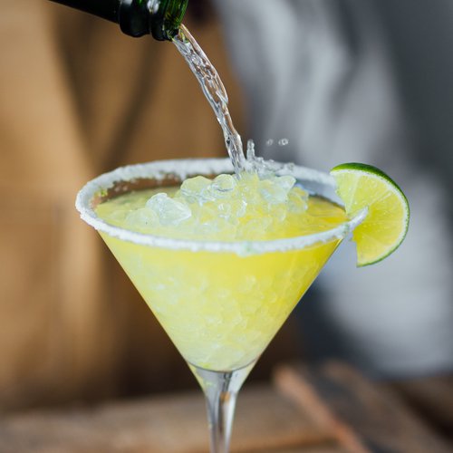 Cava cocktail